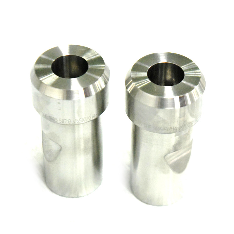 Formes de carbure de tungstène à haute résistance à l'usure résistant à la chaleur durable pour les composants automobiles d'électronique de précision