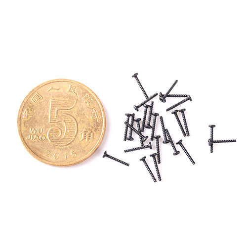 Matériau en acier au carbone Micro vis de haute précision M0.6 M0.8 M1 M1.5 M2 M2.5 M3 Utilisation dans l'industrie du détail