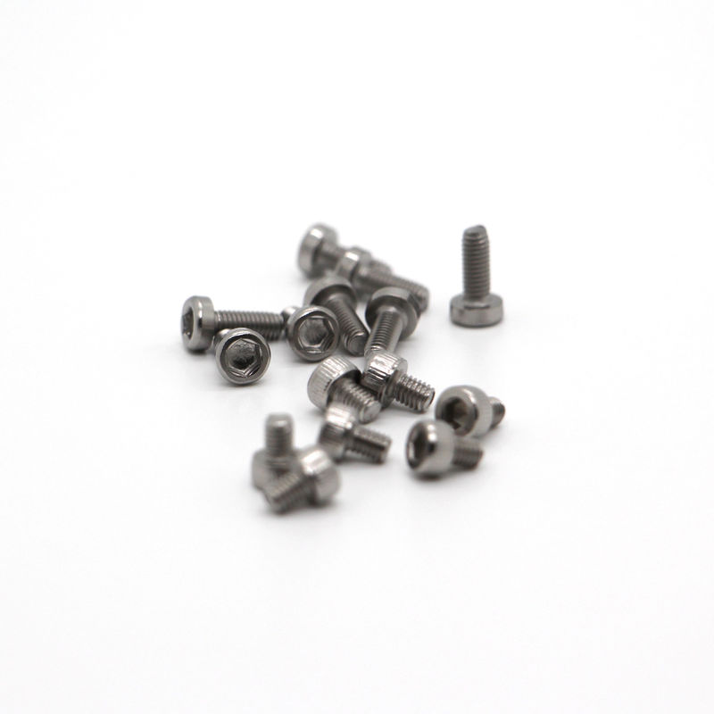 M0.5-M3 Micro vis de précision Titane Tête cylindrique en acier Hexagone vis de machine pour l'industrie du détail