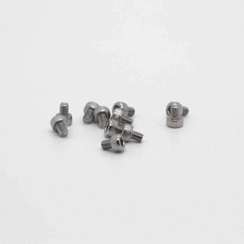 Micro vis de précision en acier inoxydable tête plate et fil complet pour la construction service sur mesure