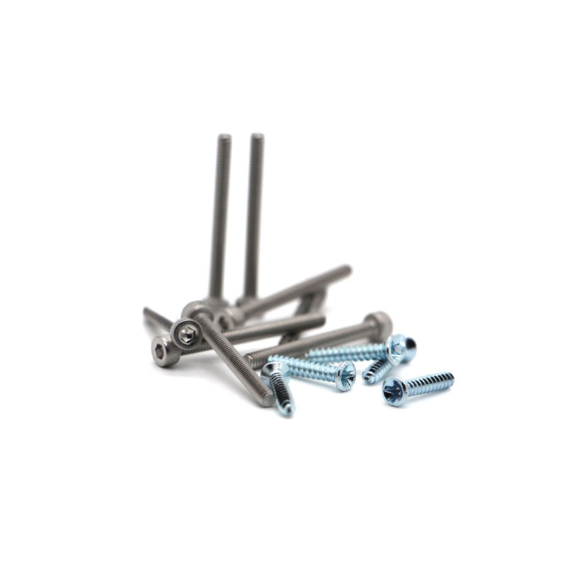 M0.5-M3 Micro vis de précision en acier d'aluminium et de polissage de revêtement