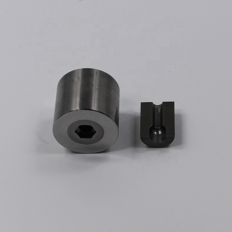 Le carbure de tungstène est coulé à froid Performance de haute précision pour la production de masse Demandes d'applications Fasteners roulements Composants automobiles Longue durée de vie
