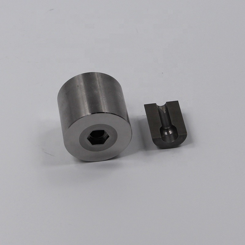 Le carbure de tungstène est coulé à froid Performance de haute précision pour la production de masse Demandes d'applications Fasteners roulements Composants automobiles Longue durée de vie
