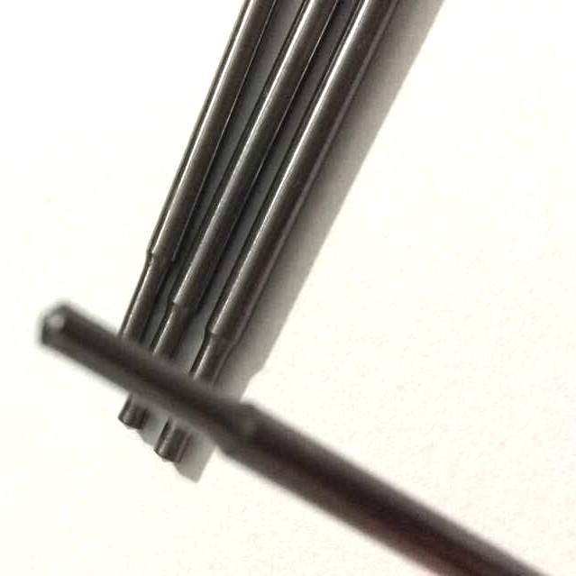 Parties à vis de haute précision HSS Carbide Punches et Die Punch Pin OEM Design