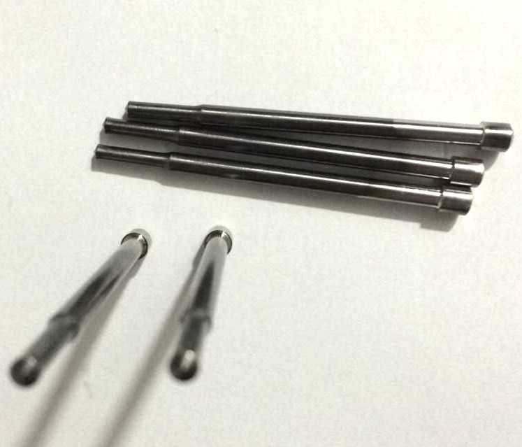 Parties à vis de haute précision HSS Carbide Punches et Die Punch Pin OEM Design